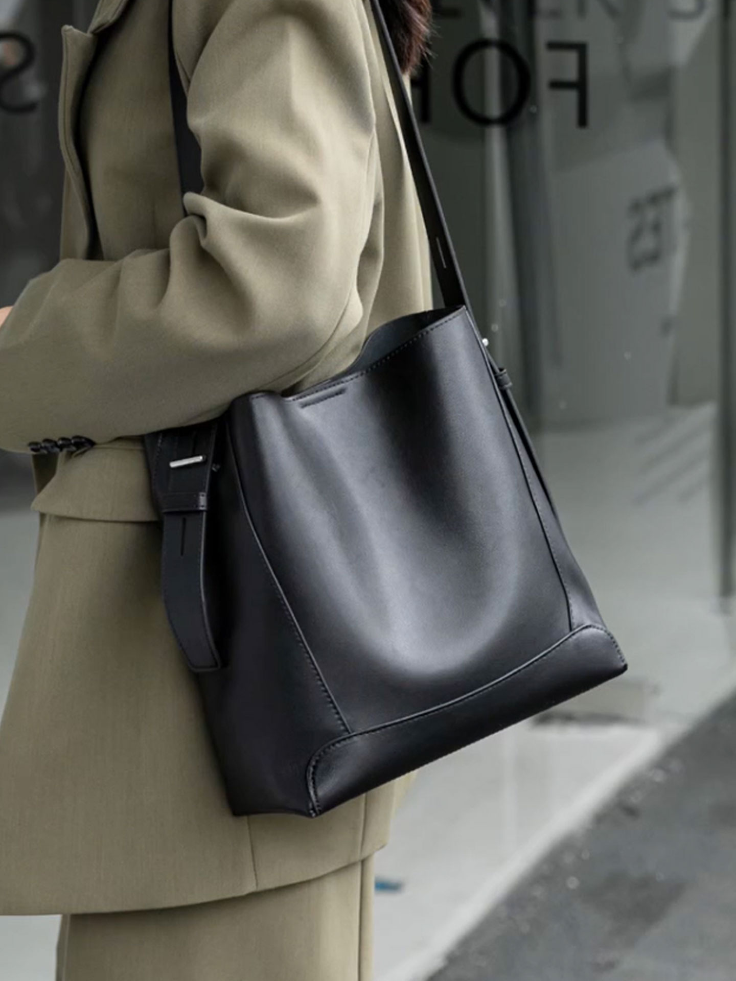 Luxury Bags Classy - Bolsa Tote Minimalista Feminina em Couro