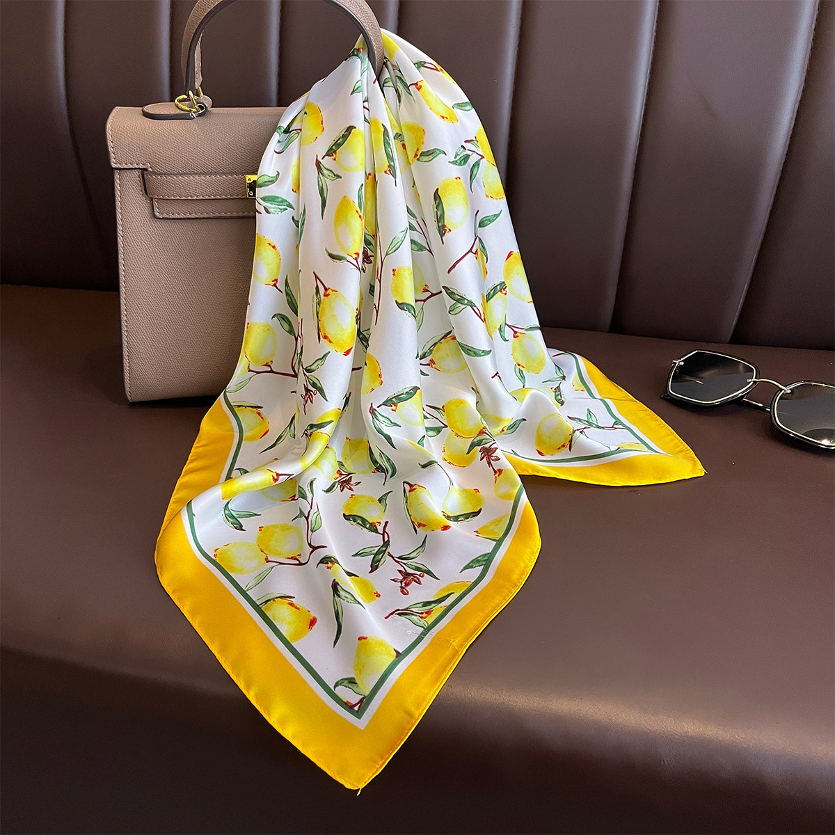 Lenço de seda quadrado com est - Luxury Bags Yellow avaliação e preço