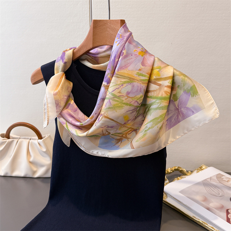 Lenço Quadrado Estampado Femin - Luxury Bags For Travel avaliação e preço