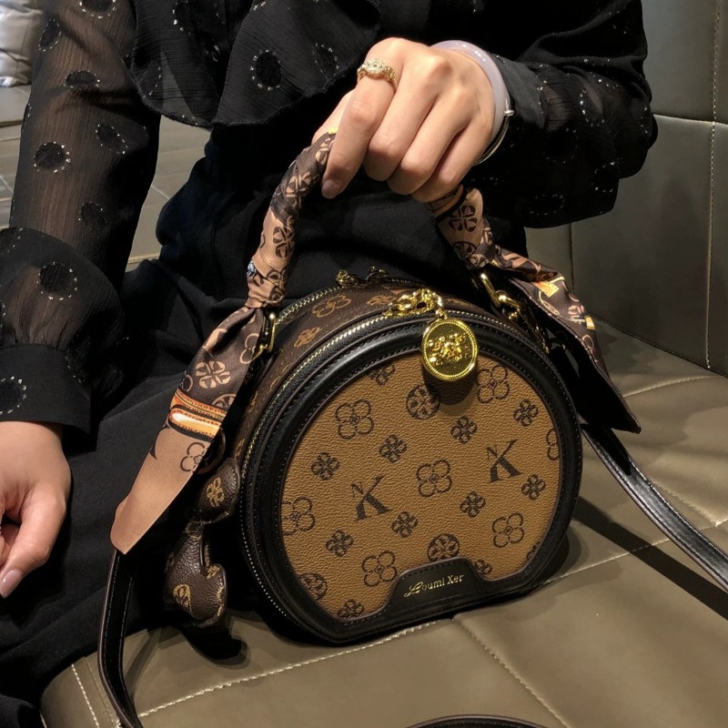 Bolsa de Ombro Feminina de Cou - Luxury Bags Paris avaliação e preço