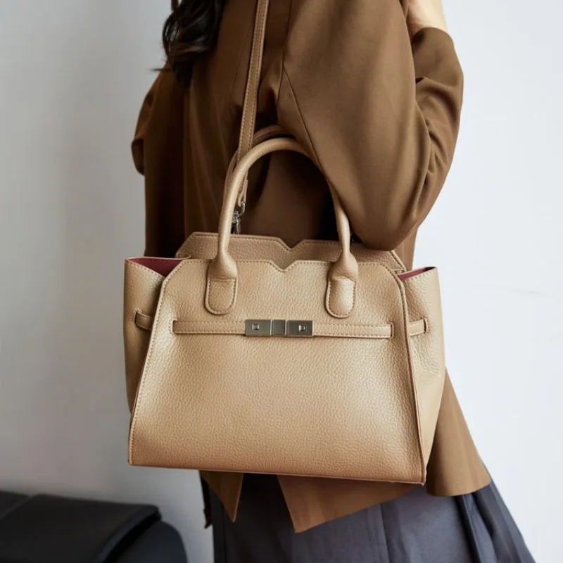 Bolsa de Ombro Feminina de Lux - Luxury Bags Paris avaliação e preço