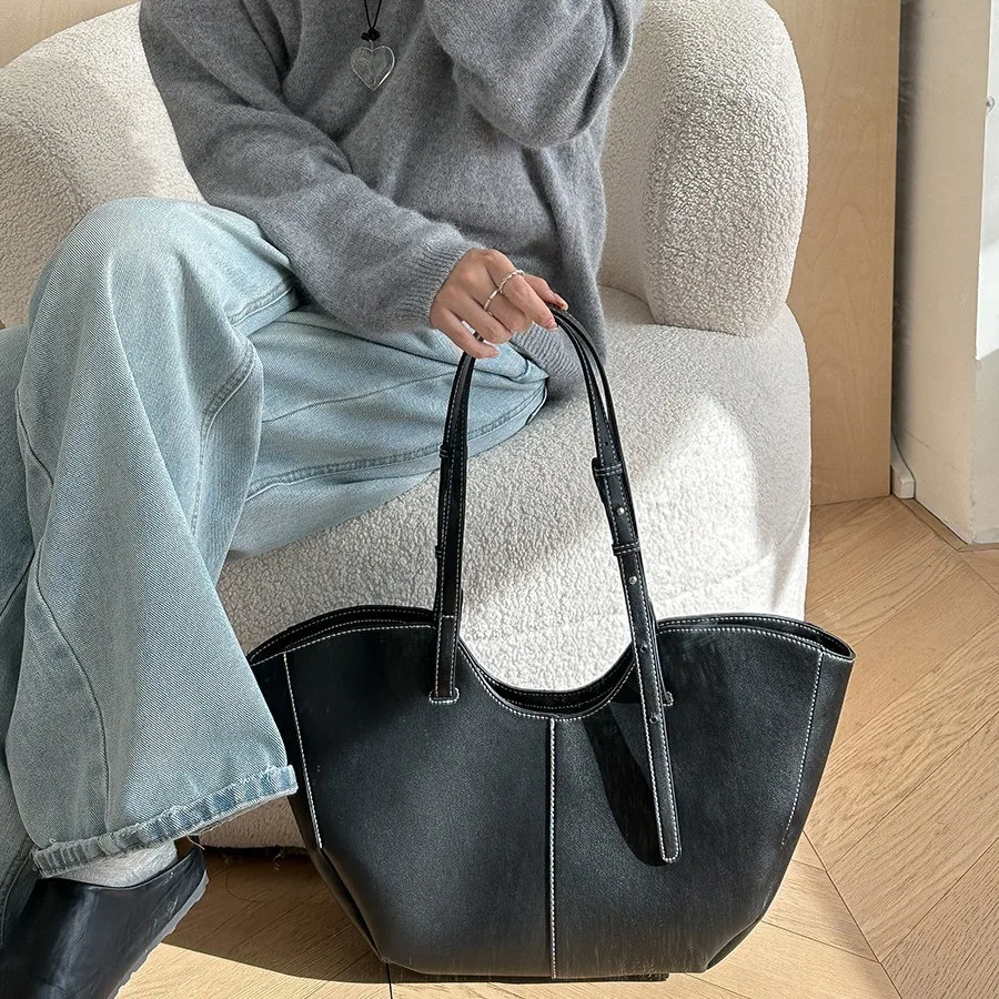 Bolsa feminina vintage grande  - Luxury Bag Collection avaliação e preço