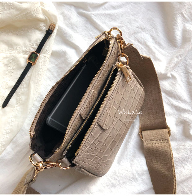 Bolsa de Ombro Feminina com Es - Luxury Bags Sling avaliação e preço